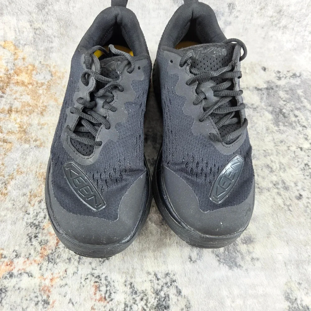 Keen WK400 Walking Shoes womens 7 Triple Black Mesh Athletic Sneakers Utility